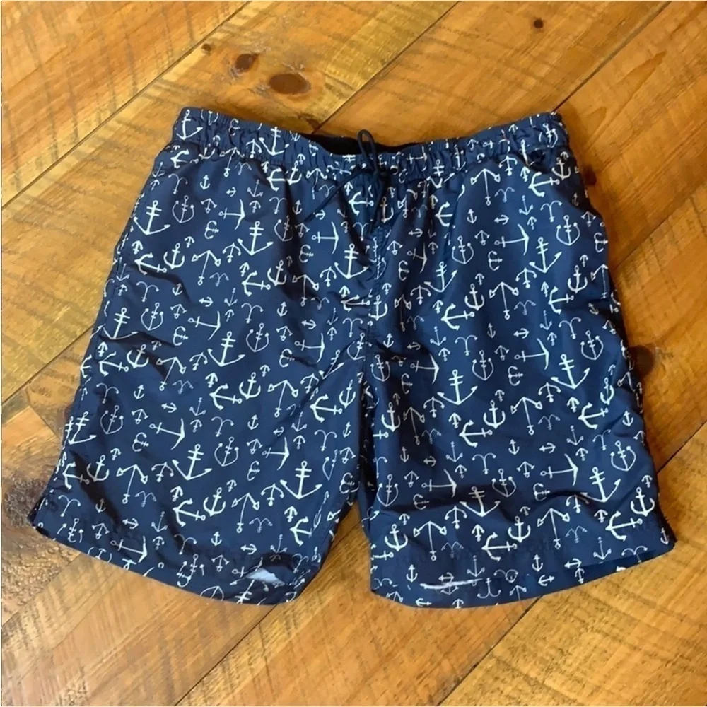Lands’ End blue swim trunks with anchor print Size Large